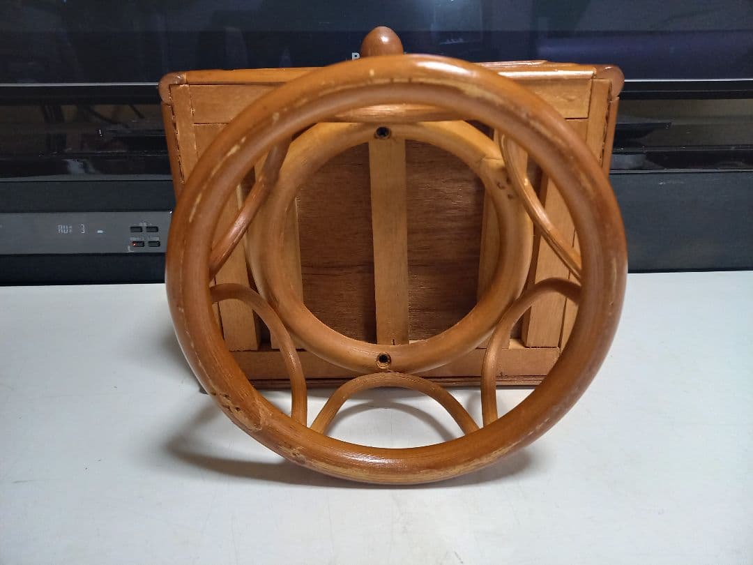 非売品　メナード　ノベルティ　ラタン　ガラス　ディスプレイ　ケース　美品