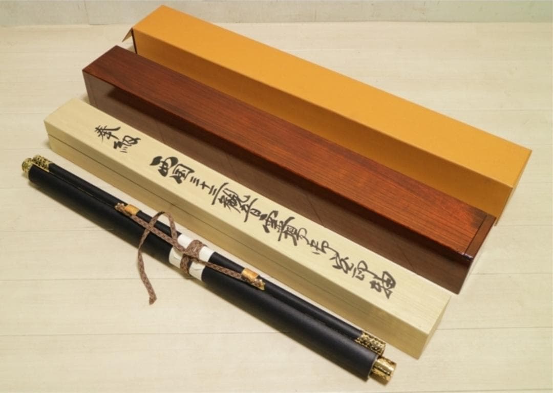 掛軸『西国三十三箇所霊場巡礼満願御朱印集印譜』絹本 共箱 掛け軸 x190919