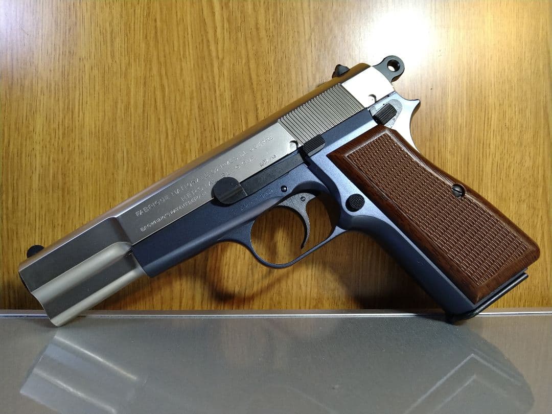希少な美品！タナカ　ブローニングハイパワー　M1935ハーフシルバー！作動快調