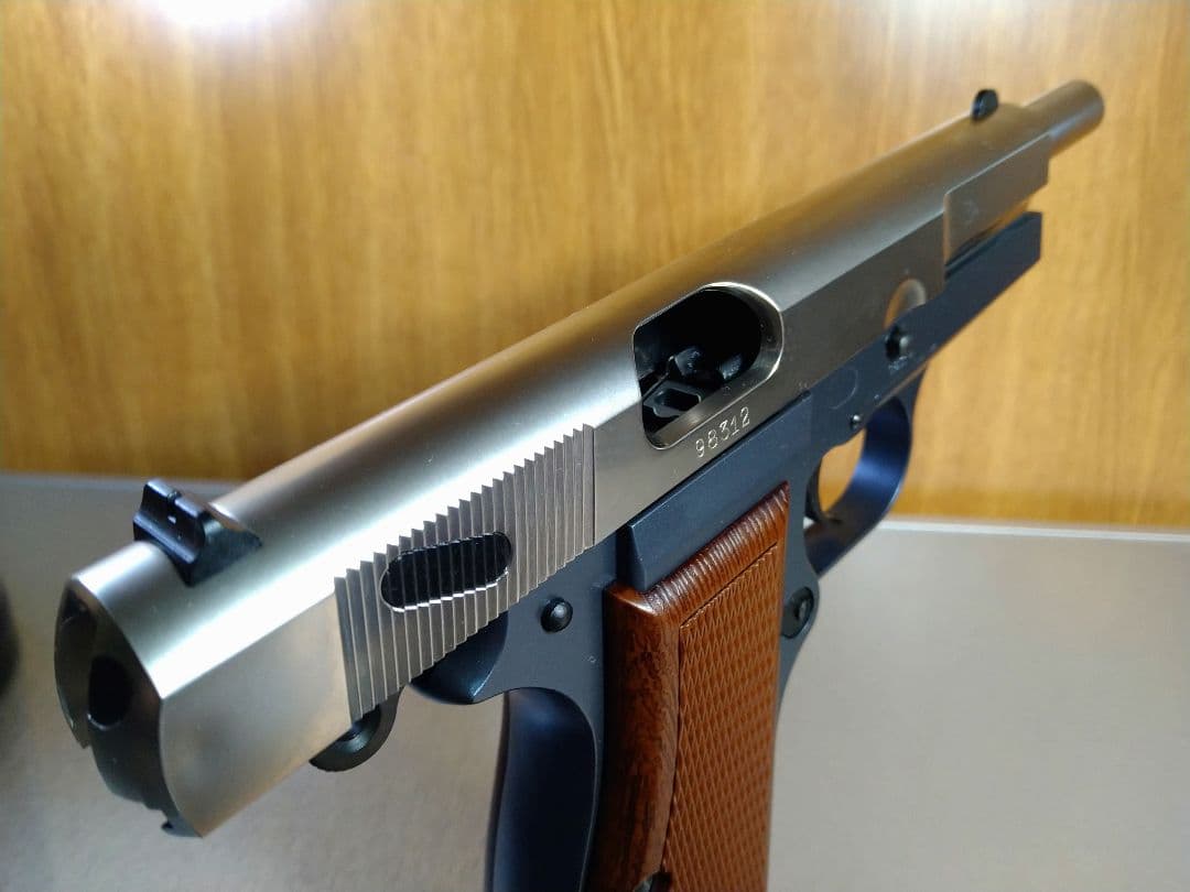 希少な美品！タナカ　ブローニングハイパワー　M1935ハーフシルバー！作動快調