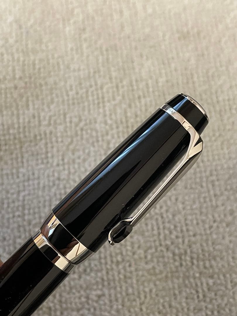 ◾️プラチナ美品◾️モンブラン◾️ボエム◾️キャップ式ボールペン◾️新品リフィル付属◾️