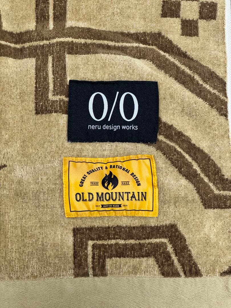 アウトドア寝具 kakemono oldmoutain neru design works