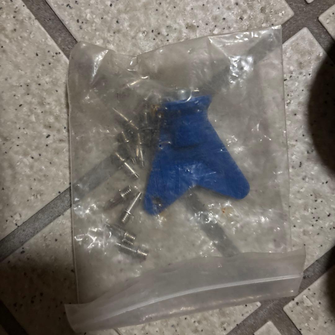 スパイク・シューズ ブラック