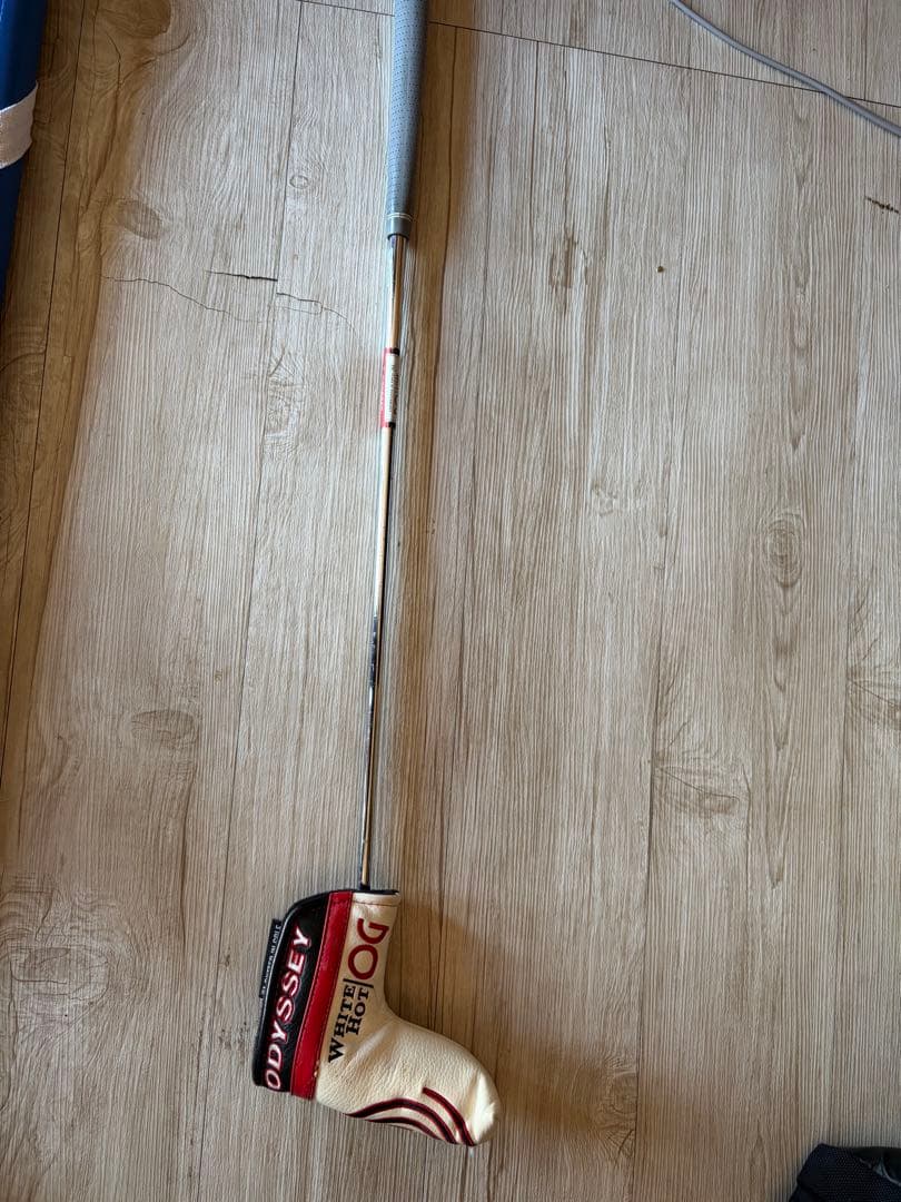 Odyssey White Hot OG パター ヘッドカバー付き