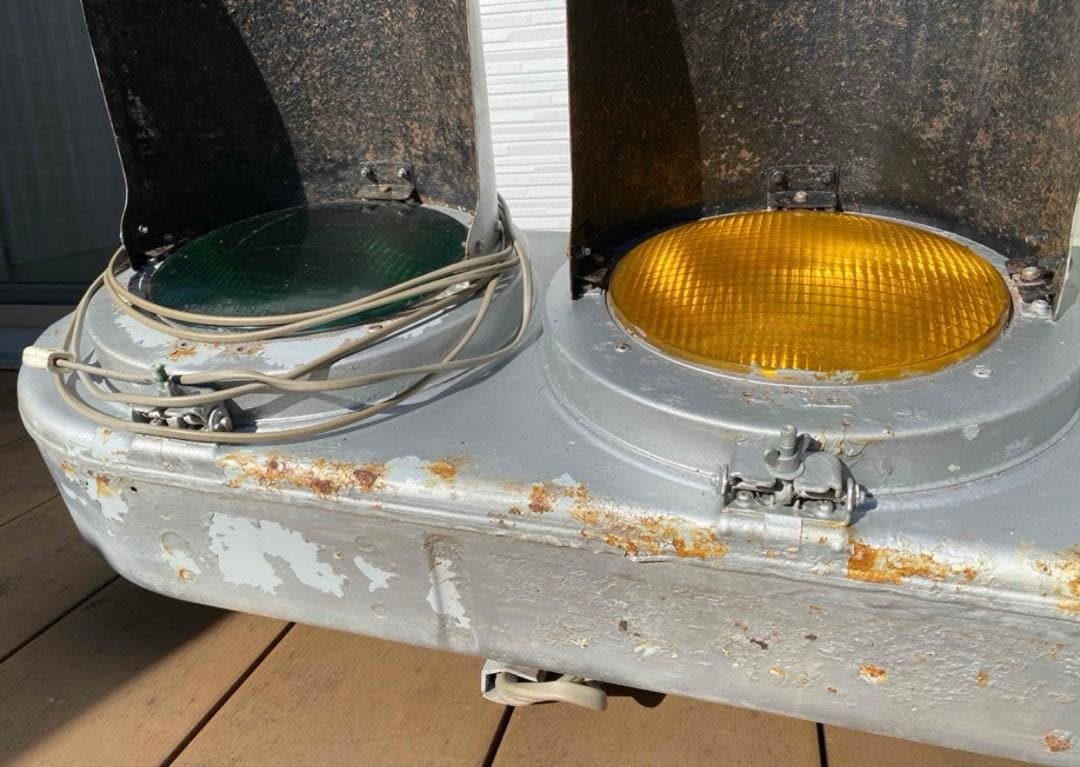 【ジャンク】車両用 信号器 【大型 信号灯機 実機 レトロ 信号機 本物】