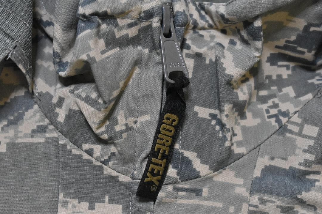 ＠美品 米軍実物 ECWCS ACU UCP ゴアテックス パーカーj572