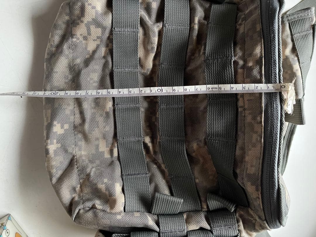 迷彩ショルダーバッグ