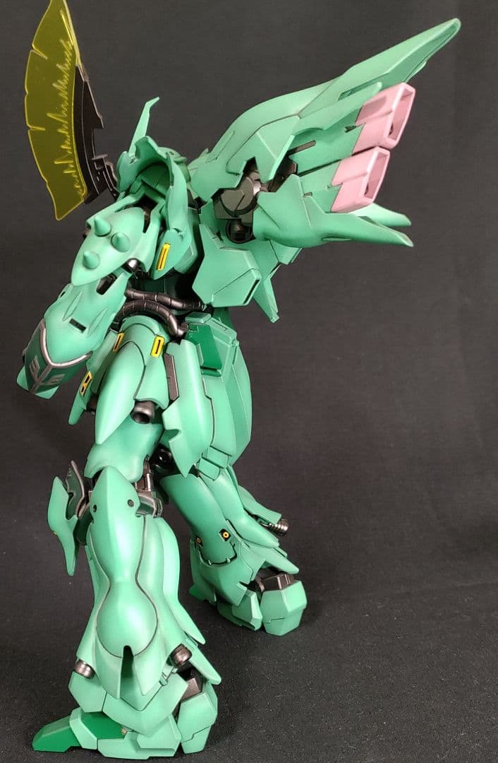 ガンプラ 塗装済 完成品 HGUC 1/144 シナンジュ ララア専用