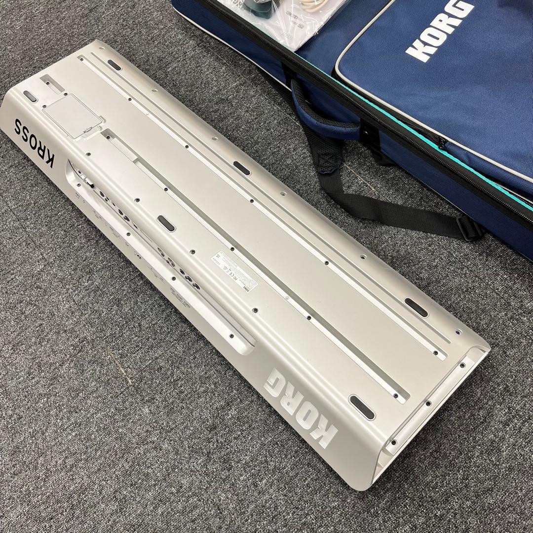 【11425】 KORG kross2 61鍵 シンセサイザー ホワイト