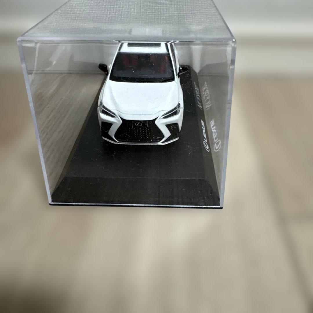 京商 1/43 レクサス 350h NX F スポーツ ホワイト