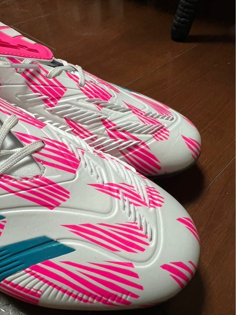 adidas Predator サッカーシューズ ホワイト/ピンク