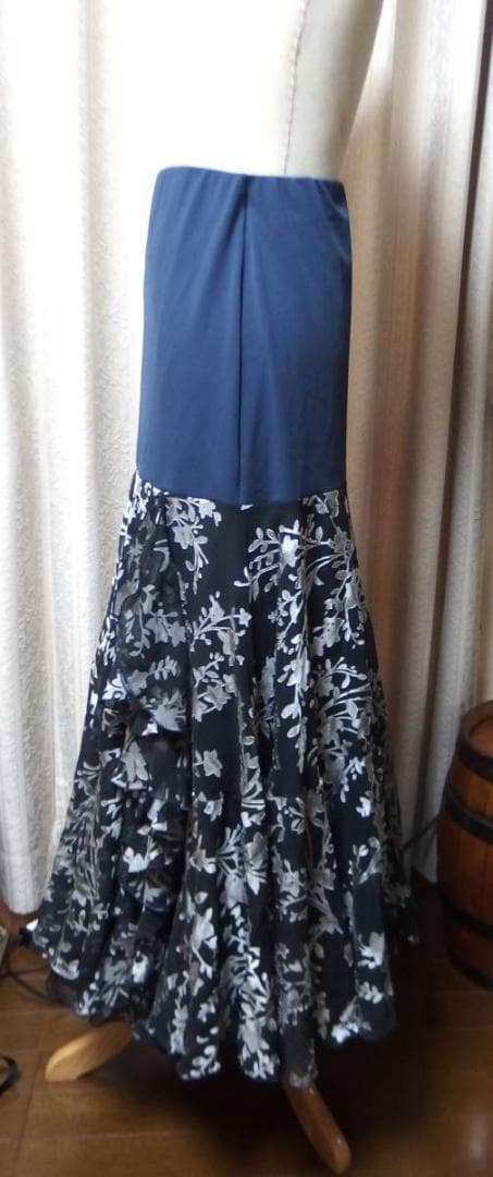 未使用品【社交ダンス】スタンダードスカート③（紺色）