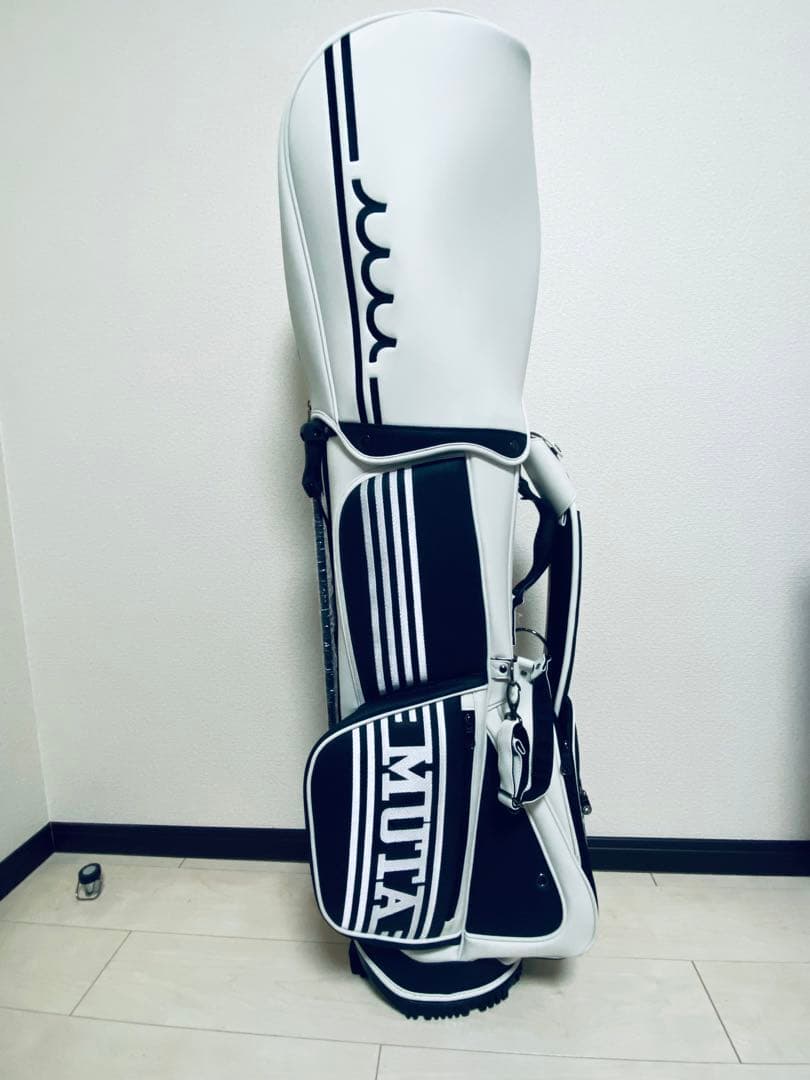 MUTA スタンド式キャディバッグ ホワイト×ブラック