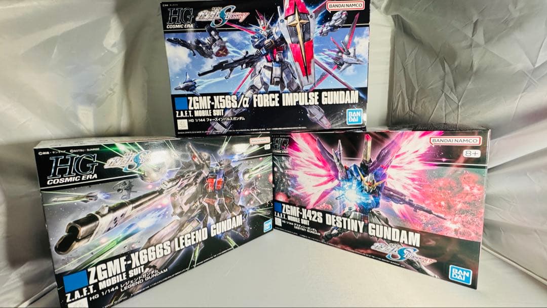 HG 1/144 レジェンドガンダム　デスティニーガンダム　フォースインパルス