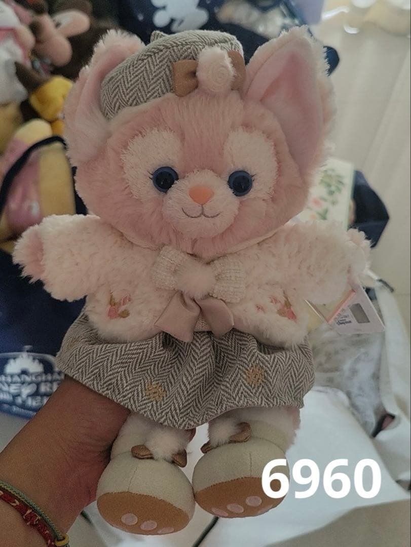 お顔厳選　上海ディズニー　冬　クリスマス　リーナベル　ぬいぐるみss