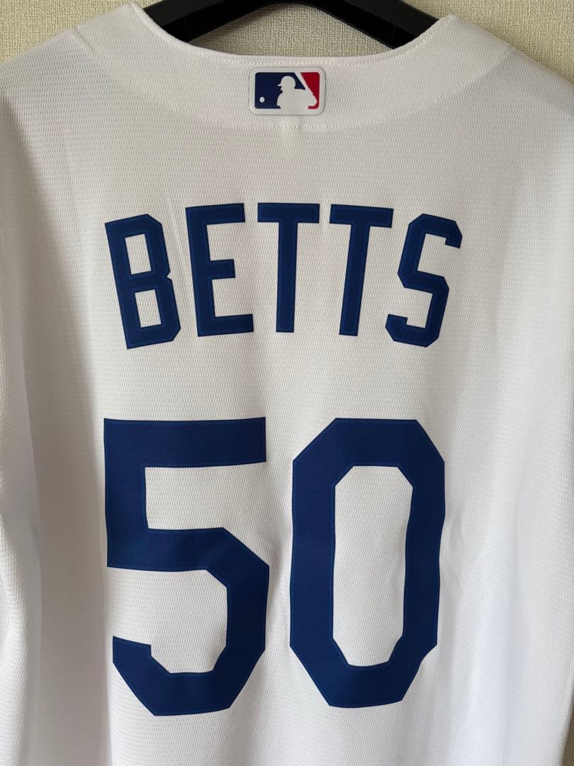 ムーキーベッツ　ホームレプリカユニフォーム　ドジャース MLB公式　Mサイズ