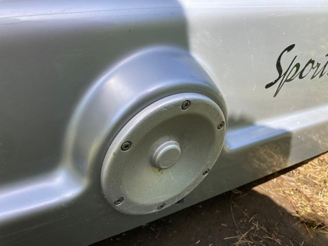 引取限定　momo SportBag シルバー　モモ　ルーフ　キャリア　ボックス