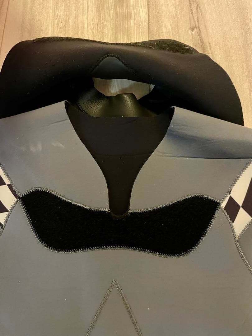 Volcom スプリングウェットスーツ　メンズ　ノンジップウエットスーツ