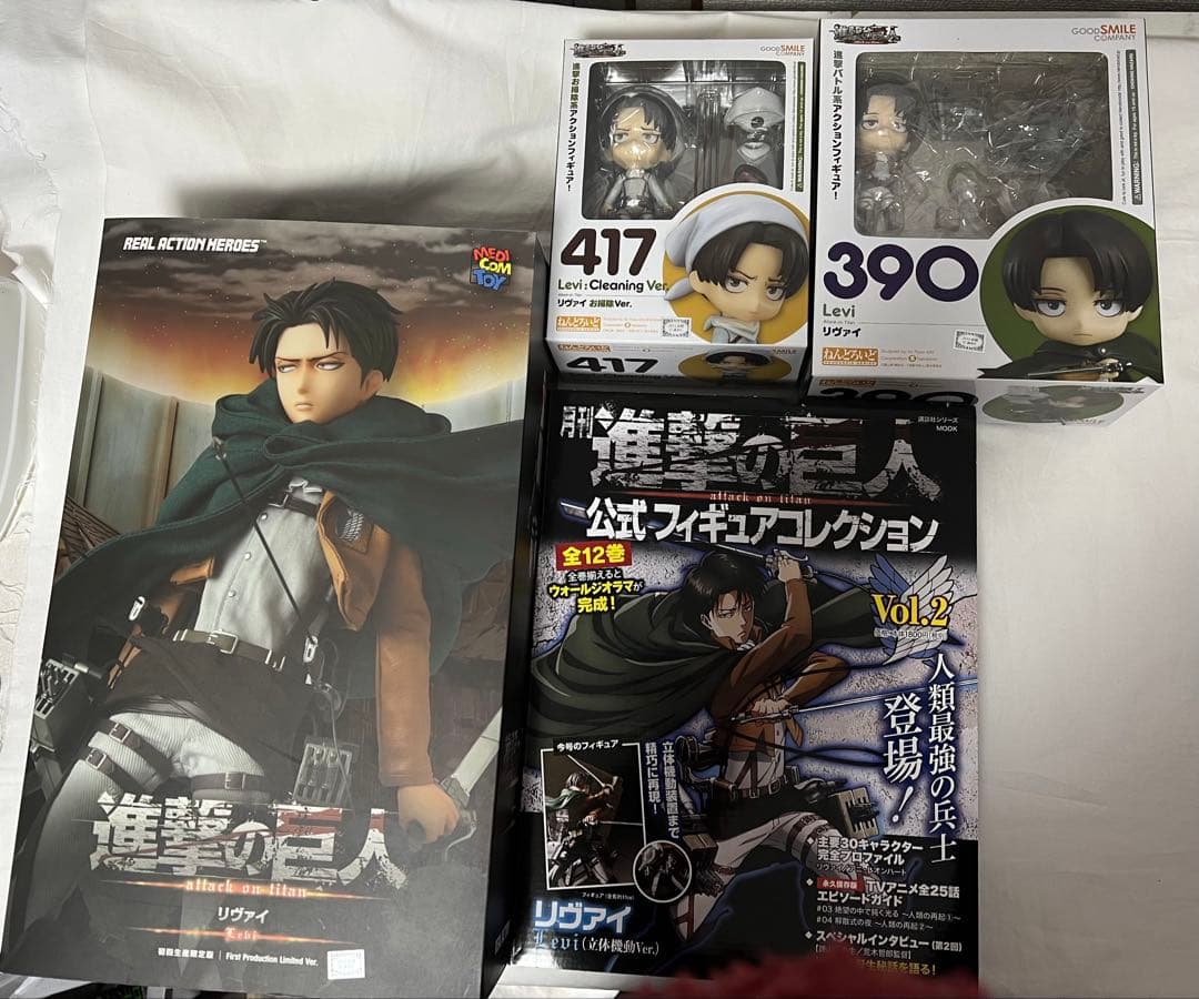 匿名配送/進撃の巨人 リヴァイ フィギュア4体セット