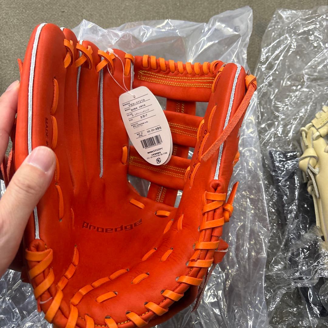 アシックス、エスエスケイ、ローリングス硬式グラブ左投げ用３個セット