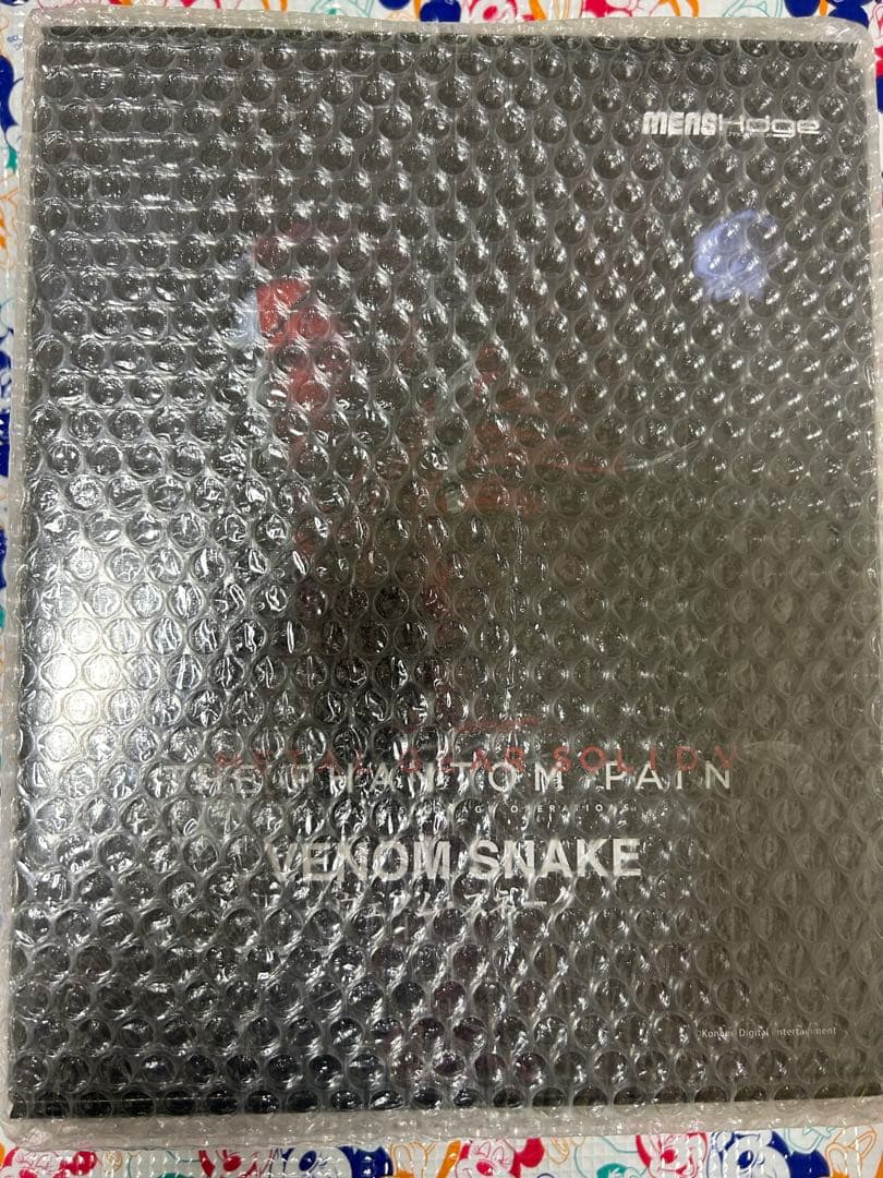 mensHdge technical statue ヴェノムスネーク