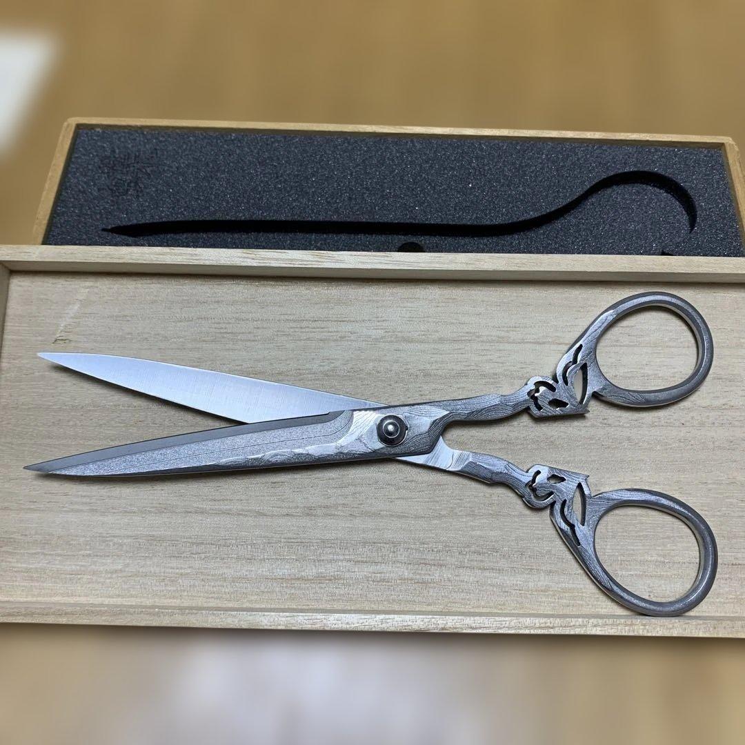 MCUSTA 関の刃物　蝶　エムカスタ