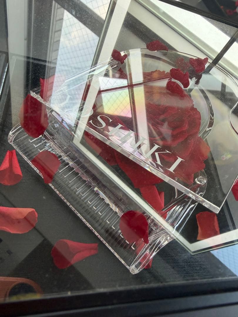 キ*コ様 YOSHIKIプリザーブドフラワー　クリスタルピアノ　ガラスケース