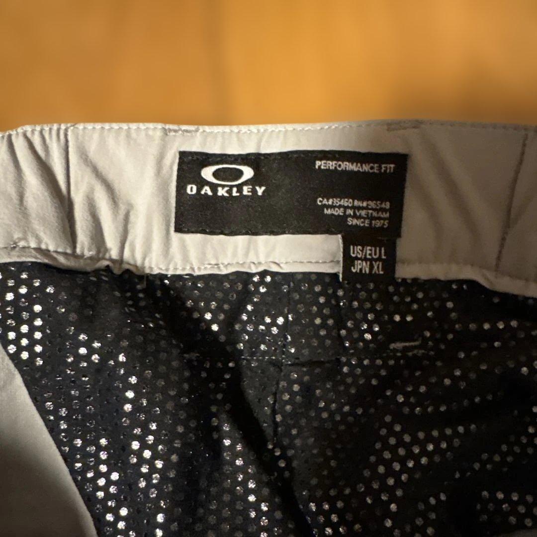 オークリー ゴルフパンツ ホワイト/バーガンディ