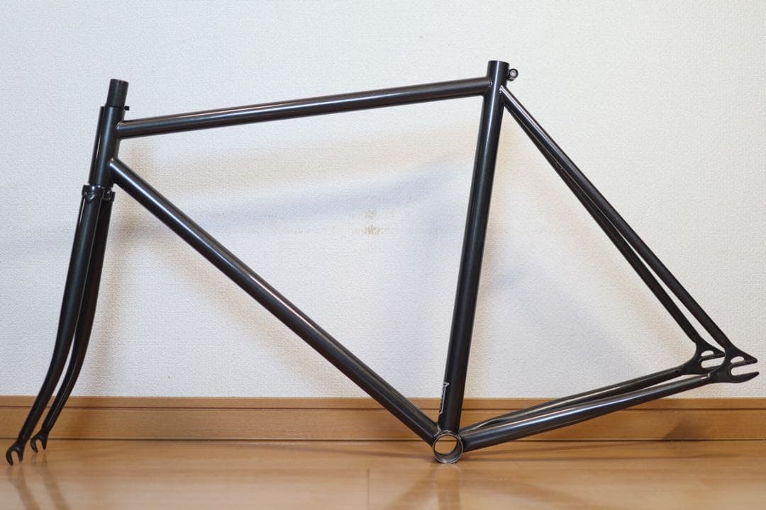 ★ HOW I ROLL CHAMP ハウアイロール チャンプ ピスト サーリー