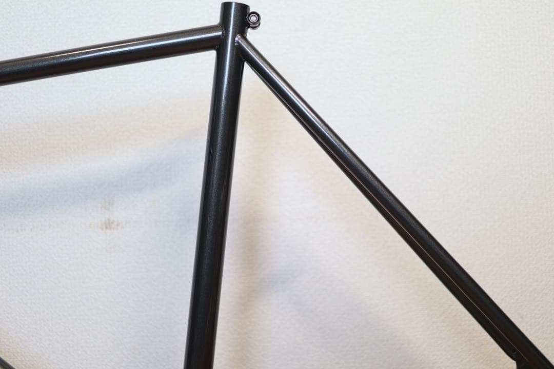 ★ HOW I ROLL CHAMP ハウアイロール チャンプ ピスト サーリー