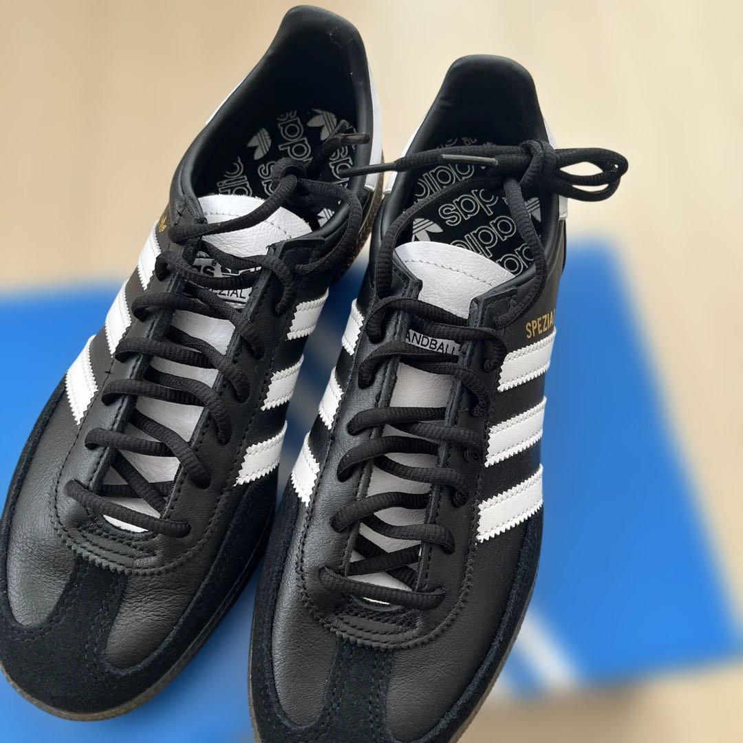 アディダスハンドボールスペッツァル