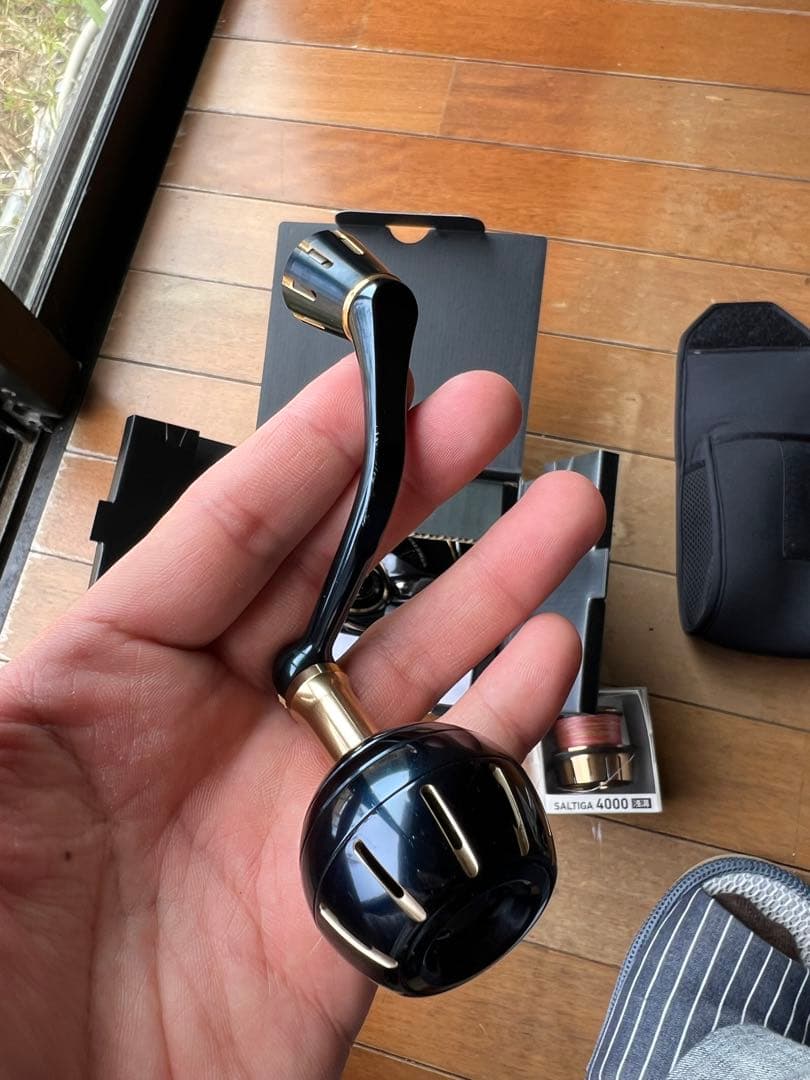 リール DAIWA SALTIGA 4000 XH