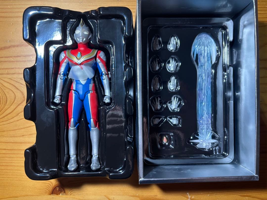 真骨彫製法　ティガ　ガイア　ダイナ　ガイア用エフェクトパーツ　セット