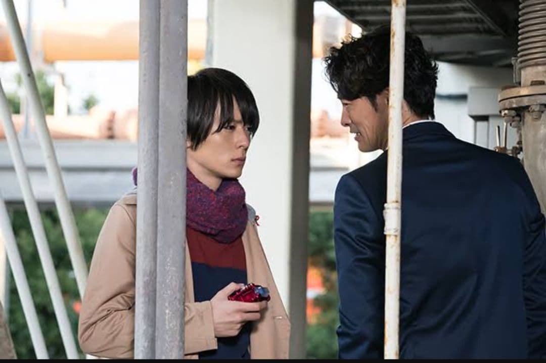 桐生戦兎　着用　衣装　トップス　サイズ L