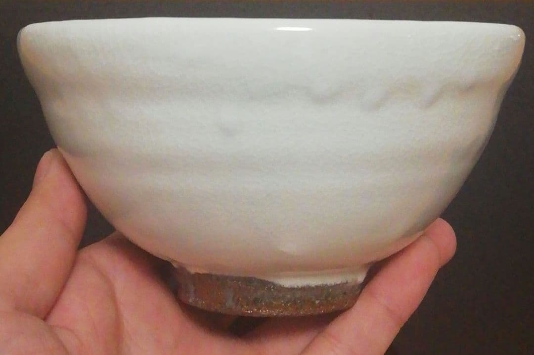 岡本作礼作　唐津焼　粉引　茶碗　共箱　略歴付　茶道具