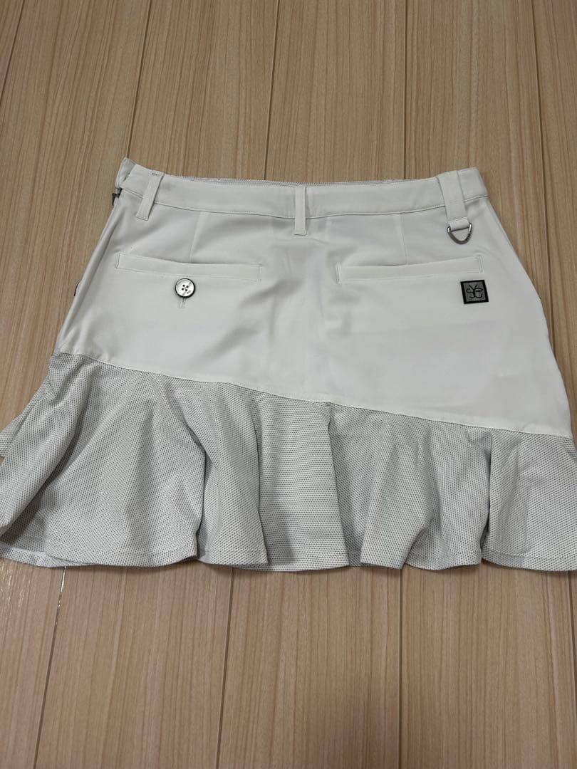 【新品タグ付】SY32 by SWEET YEARS ゴルフ スカート 白 L