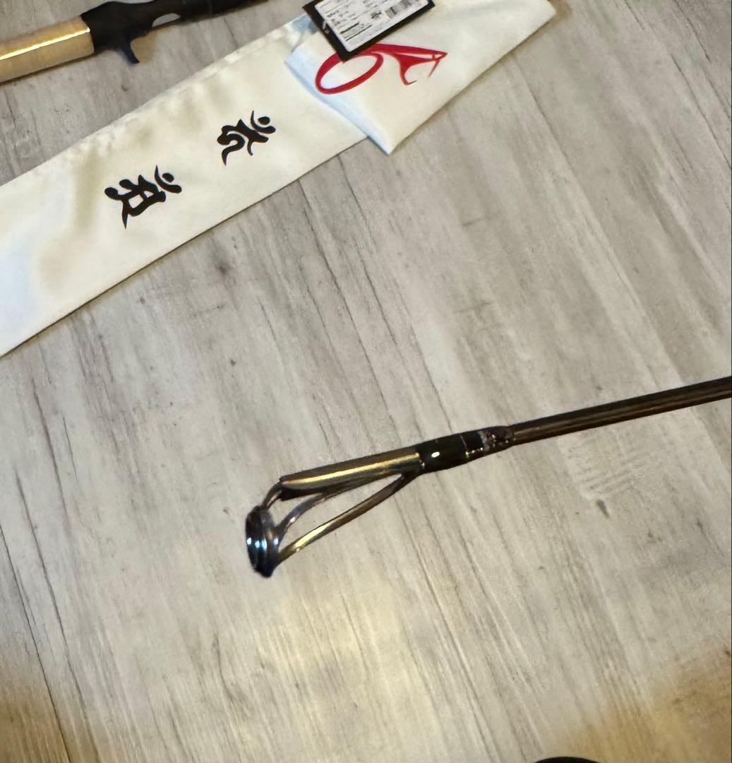 メガバス　新品未使用　オロチエボルジオン　F7-76RDti ホワイトパイソンⅡ