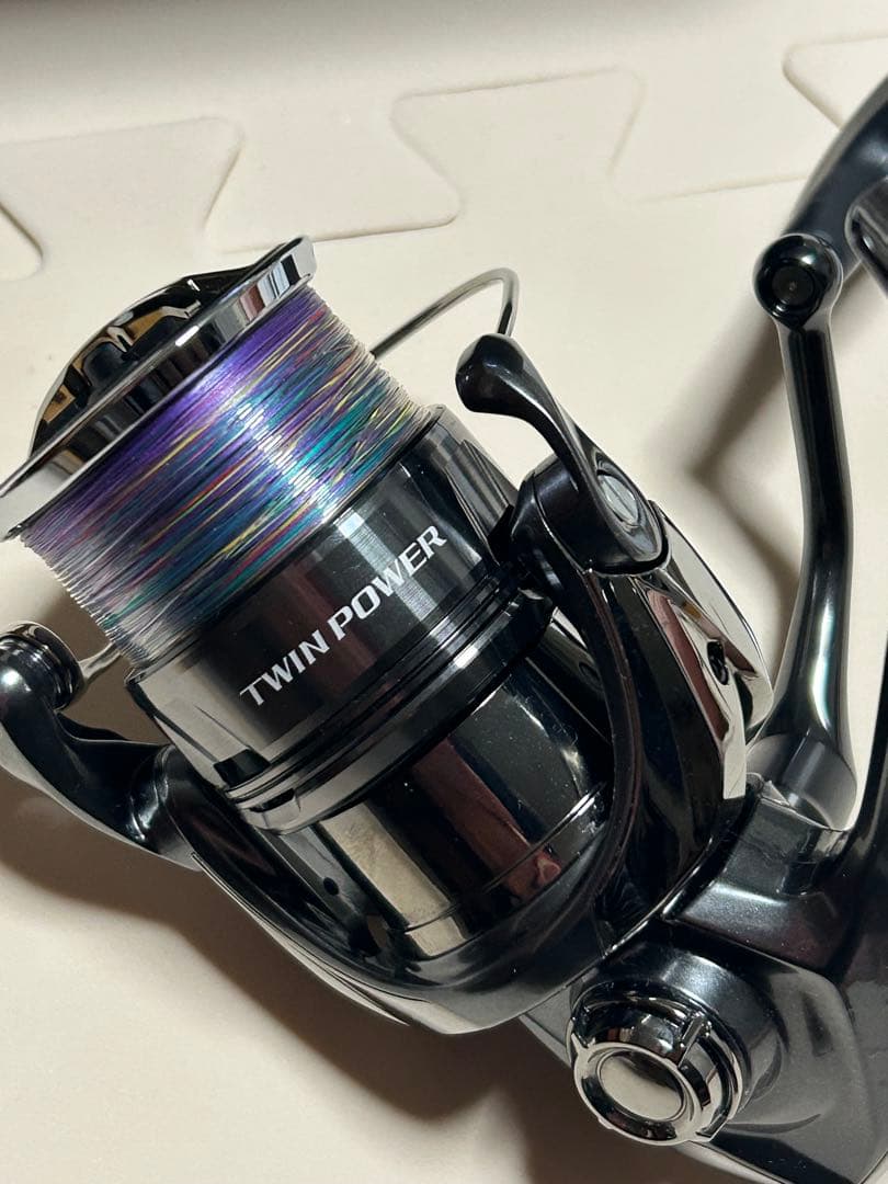 シマノ　24ツインパワー C3000XG