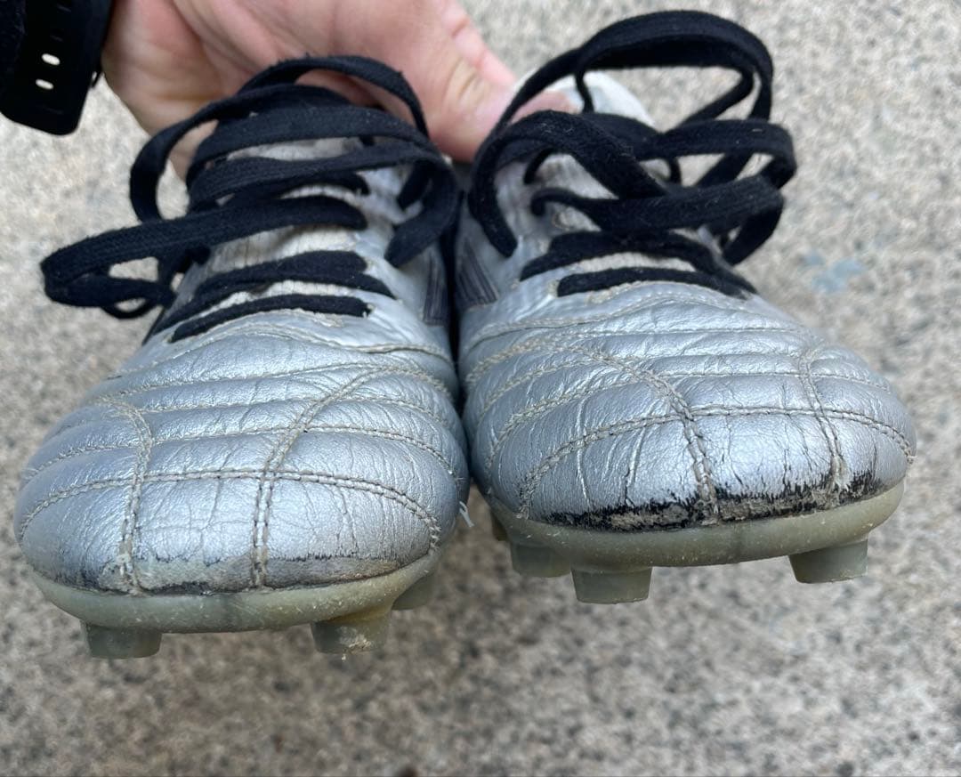 【ゴリラのパパ】ミズノ モレリアネオ3 β シルバー MIZUNO MOR