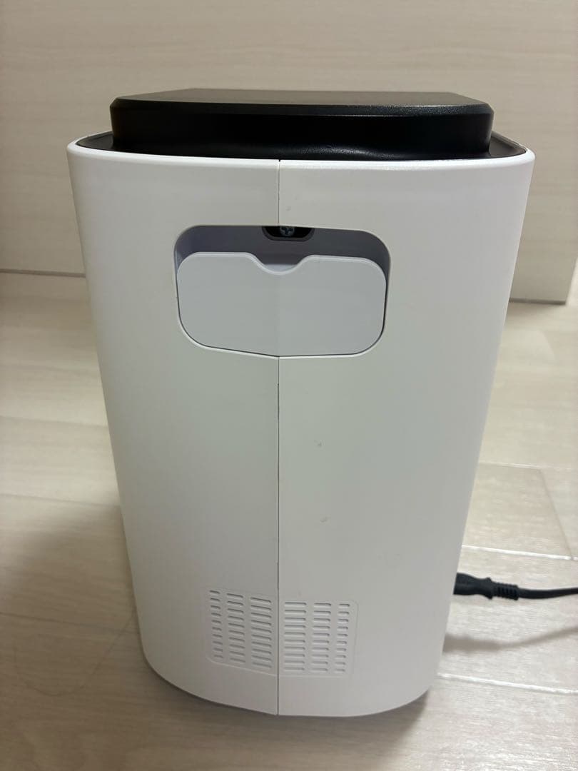 MEDRIS　家庭用酸素発生器　JY-102W　使用時間216h