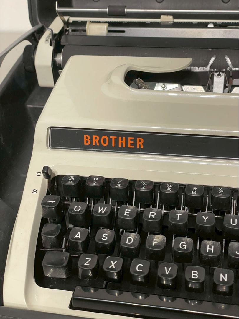 Brother FULL MATIC 33 タイプライター ハードケース付