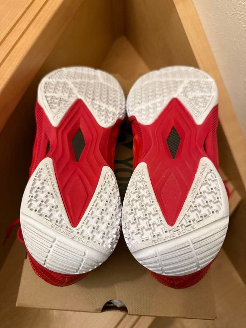 ヨネックス　バドミントンシューズ　エアラスZメン　赤　28.5cm