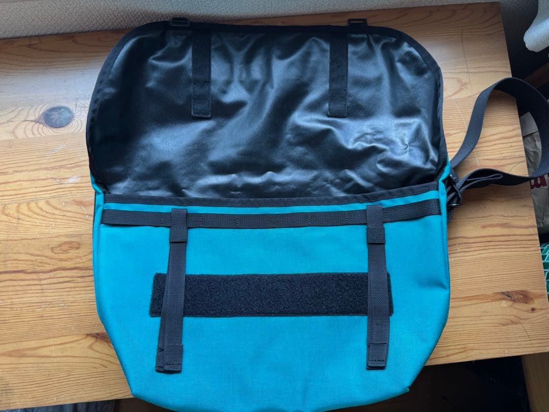 ブルーラグ　メッセンジャーバッグ　ハーフ　ターコイズ+リフレクター