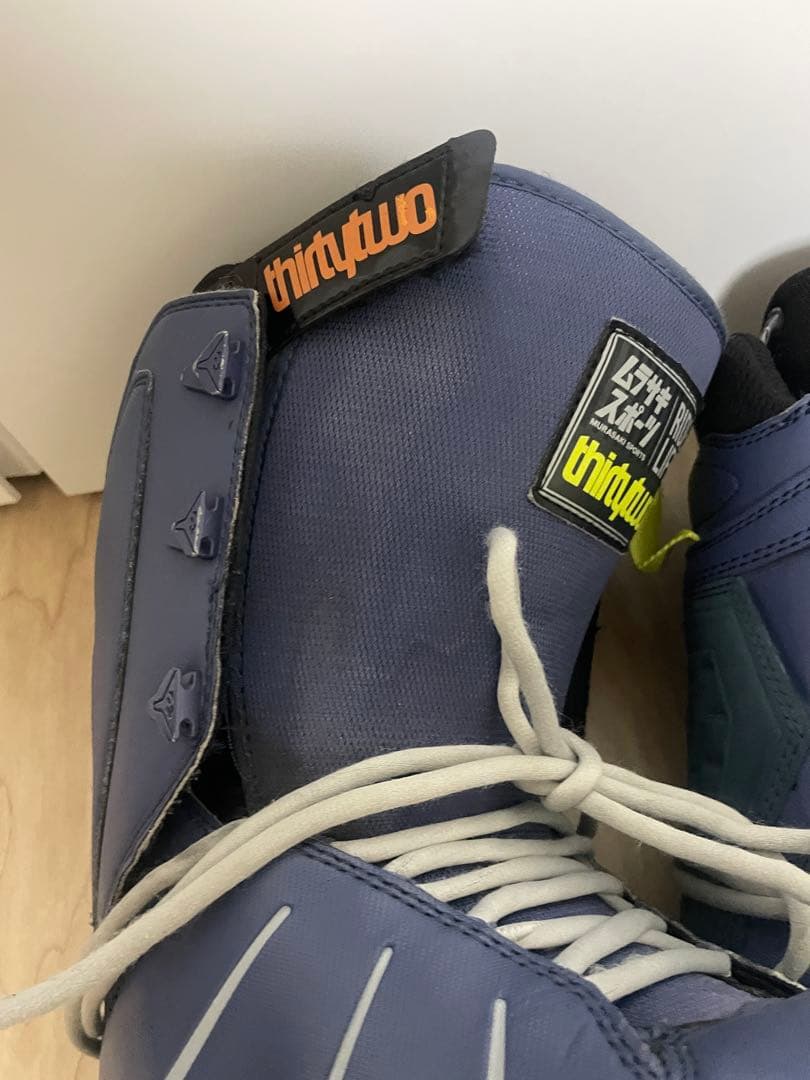 Thirtytwo 32 サーティーツー　ムラスポ限定カラー　25.5cm