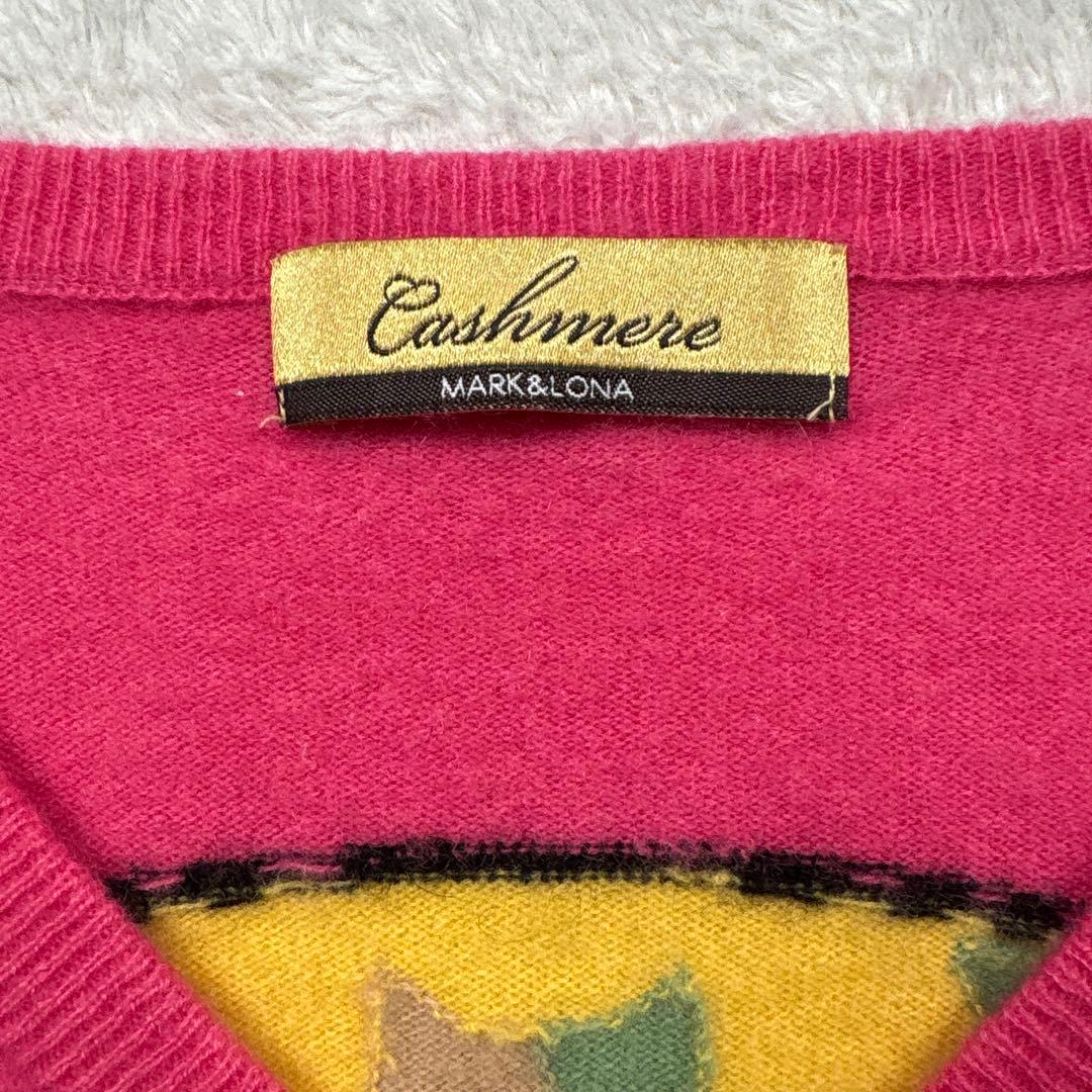 MARK&LONA カシミヤニット　バットマン　スカル　Vネック　ピンク
