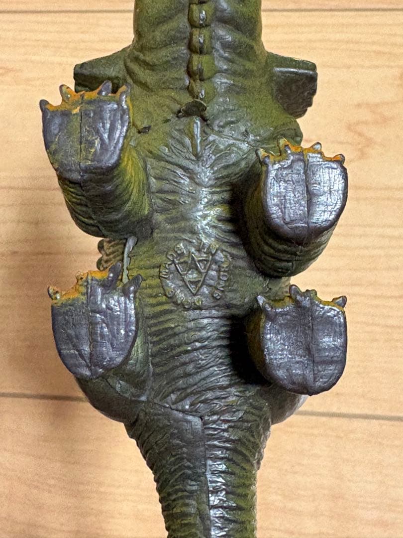 恐竜　トリケラトプス フィギュア　1980年代