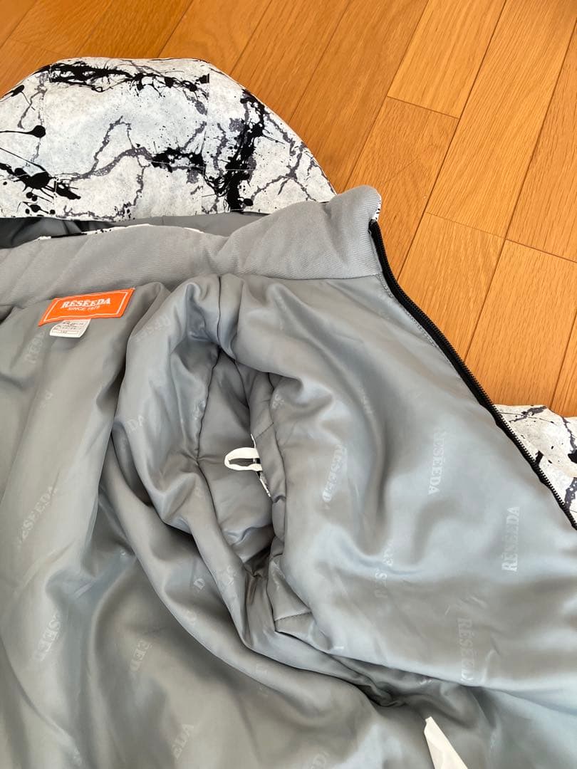 未使用、子ども用スキーウェアセット 140