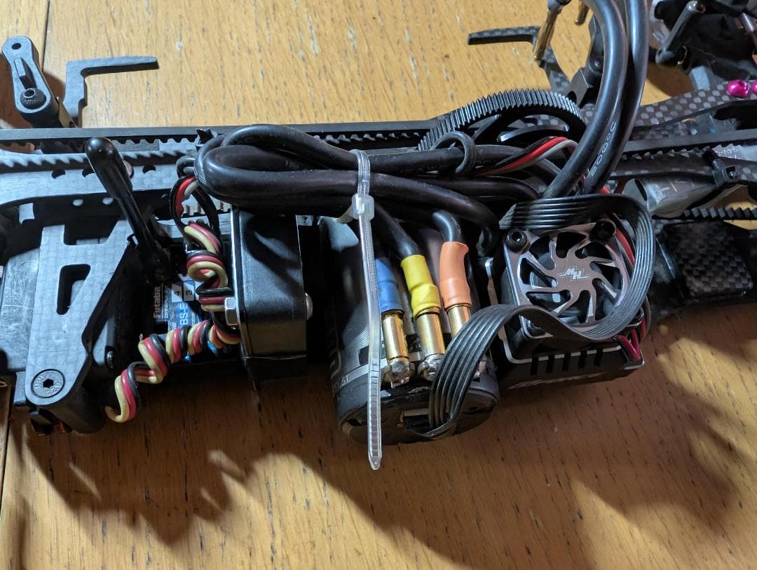 3Racing Advance S64ラジコンカー