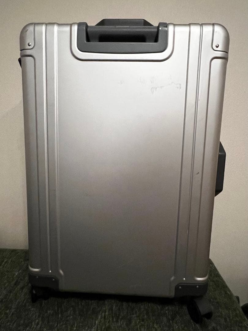 旅行かばん・小分けバッグ ZERO HALLIBURTON Geo Aluminum 3.0 83L