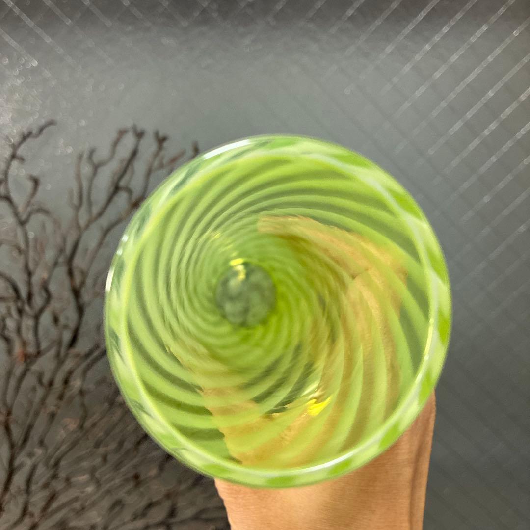 骨董　時代ガラス　希少　黄色乳白色　縞紋　筒型容器　花器　蓋は後付け